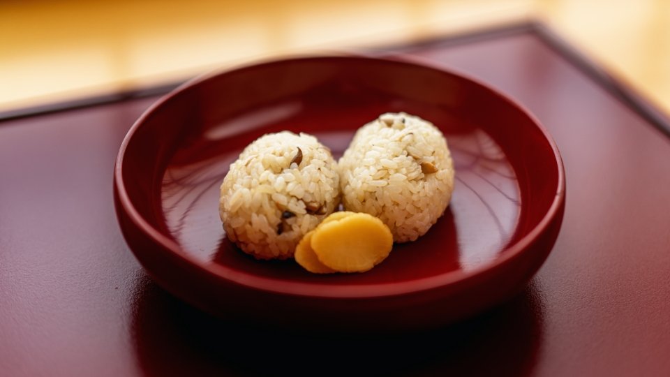 Dining 2
