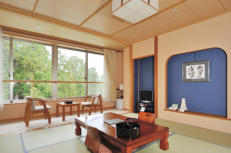 Japanese Room Sugi Forest Side
